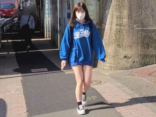 【19歳美尻娘の初挑戦】『デカすぎて入らない…』生足が眩しいピチピチ女子がSEXの練習で巨根男優に挑戦！ウブな反応とプリ尻がたまらない初々しいエロ体験♡