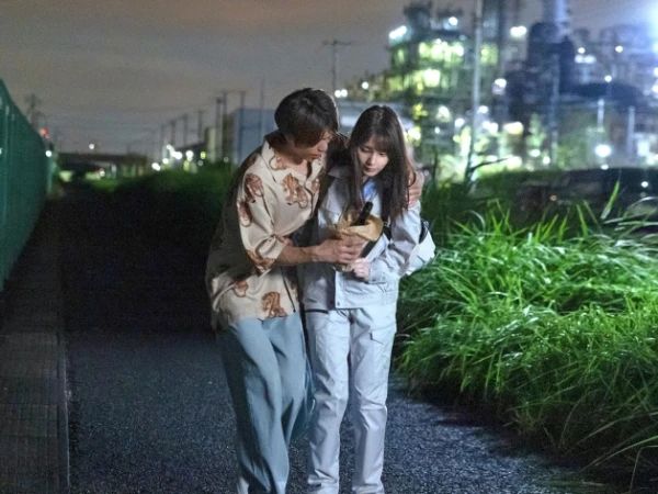 【理系女子の甘い誘惑】『ちょっとだけ…』工場勤務の知的な彼女が、偶然出会った男を自宅に招き、介抱を口実にエッチな関係に！互いの欲望のままに絡み合う、同棲生活の禁断の肉欲ドラマ！♡
