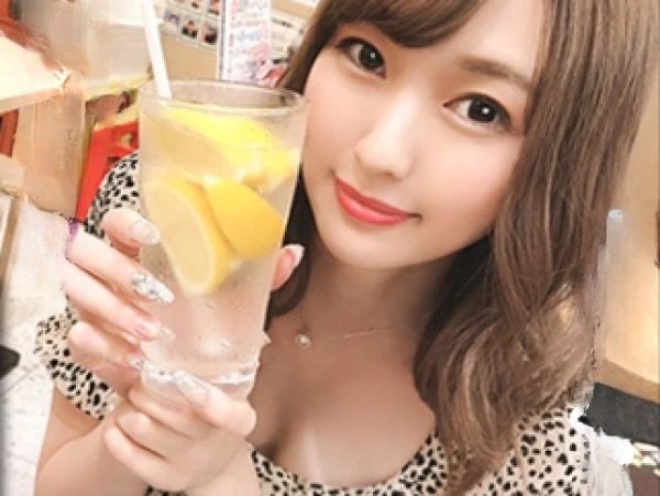 【肉食ギャルをナンパ即ハメ】『マジで気持ちいい…』無職のビッチギャルがデカチンに夢中！執拗な突き上げでイキ狂い、快楽に溺れる！！