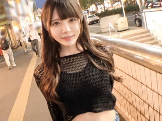 【小悪魔ギャルの逆襲】『もっと激しくして♡』へそ出しセクシー美少女が男を挑発！欲望剥き出しのセックスで、ギャル特有の色気とエロさ全開！ムラムラMAXな男たちを骨抜きにする！