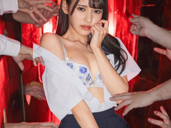 【コスプレ美少女】圧倒的美少女がコスプレで大胆に変身！キュートなボディで感じまくる姿にメロメロ♥様々なシチュエーションでエッチなプレイを楽しむ！