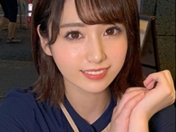 【浮気SEX】『彼氏には内緒だよ…』ちっぱいロリ美少女がホテルでこっそり不倫ハメ撮り！カメラを忘れてメス顔全開で感じまくる！恥ずかしがり屋なのに、エッチになると大胆になっちゃう姿がたまらない！♡