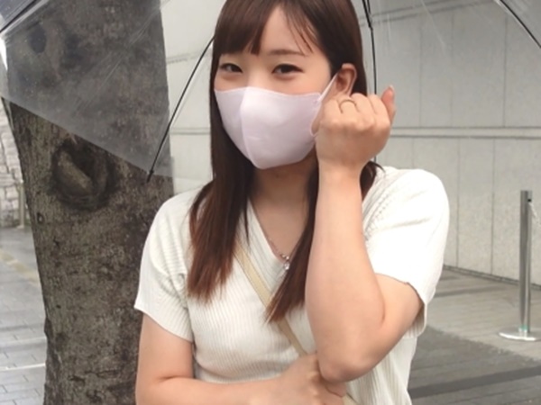 【童顔人妻の裏切りSEX】『旦那じゃ満足できないの…』不満爆発の若妻が不倫で本気イキ！責め好きなのに首絞めで感じちゃうSとMのギャップがエロすぎる！旦那には見せない淫乱な顔で不倫チ○ポに溺れる！♡