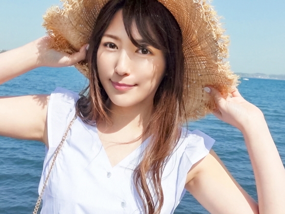 【小悪魔美少女と禁断の旅】めちゃカワ女子大生とアツい小旅行！エッチな誘惑に負けて濃厚セックスでイチャラブ♡