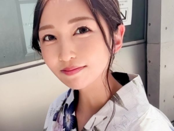 【浴衣美女と夏祭りSEX】『生でいいよ…』神スタイルの浴衣お姉さんと半裸で繋がる！騎乗位＆バックで美尻を揺らし、着衣のまま激しくハメまくる！！夏祭りの夜がエロすぎる！！